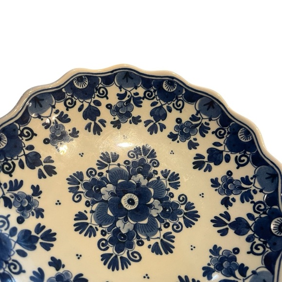 Vintage Zenith Gouda Delft Blue Scalloped Footed Pedestal Plate - Picture 5 of 8